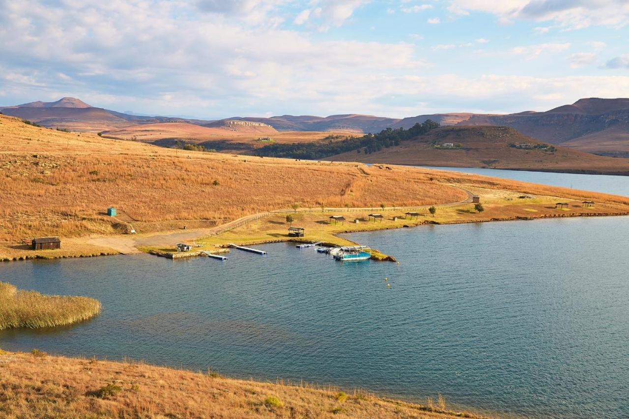 First Group Qwantani Hotell Harrismith Exteriör bild