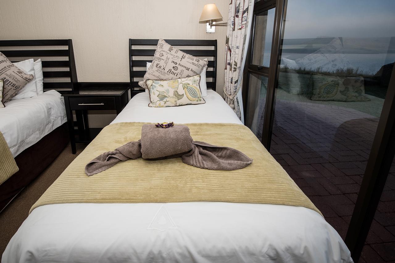 First Group Qwantani Hotell Harrismith Exteriör bild