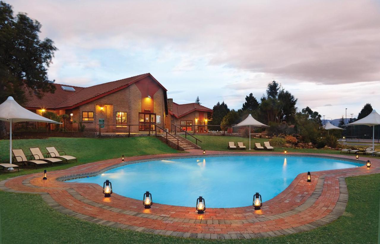 First Group Qwantani Hotell Harrismith Exteriör bild