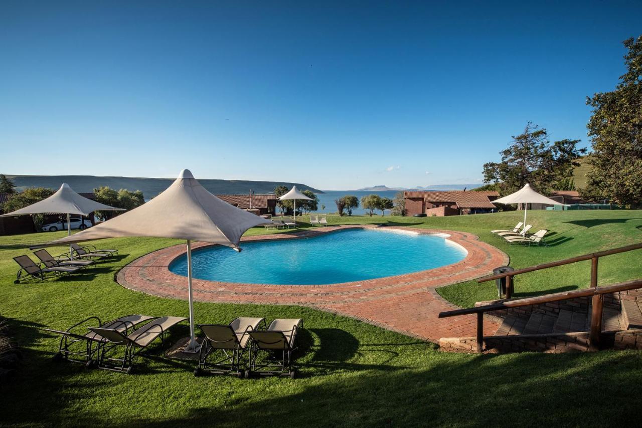 First Group Qwantani Hotell Harrismith Exteriör bild